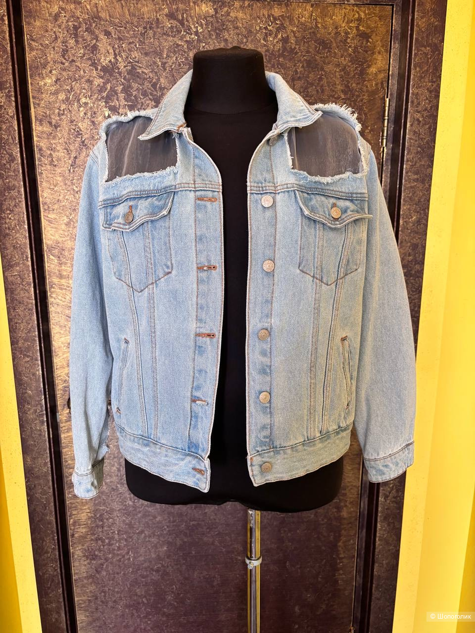 Джинсовая куртка Pull&Bear, размер L.