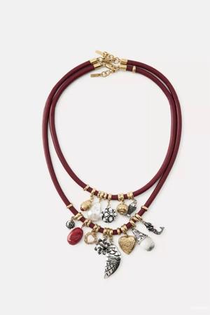 Ожерелье Zara из шнура и кожи с шармами