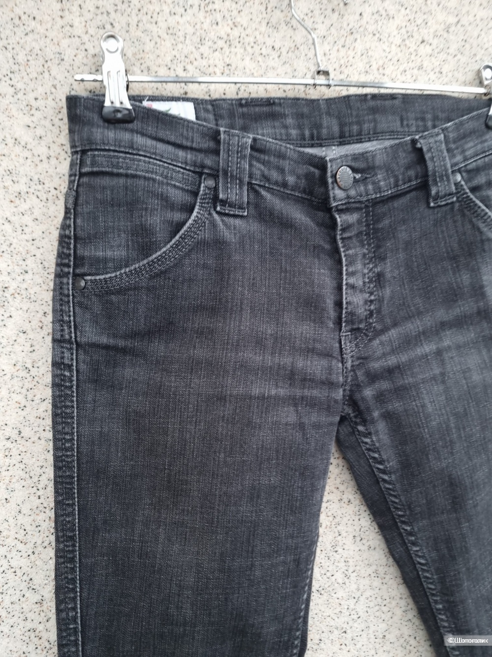 Джинсы Lacoste на р.44
