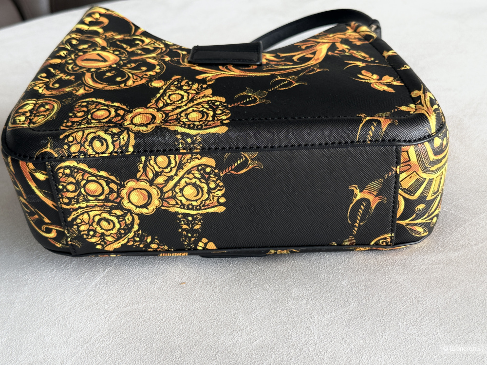 Сумка Versace Jeans Couture .