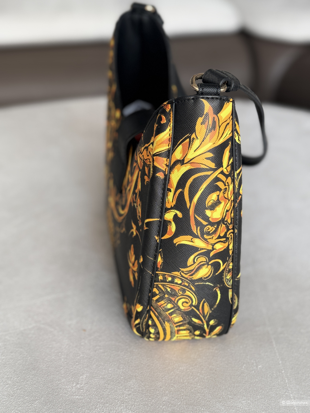 Сумка Versace Jeans Couture .