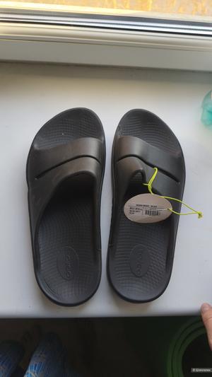 Шлепанцы Oofos размер 45