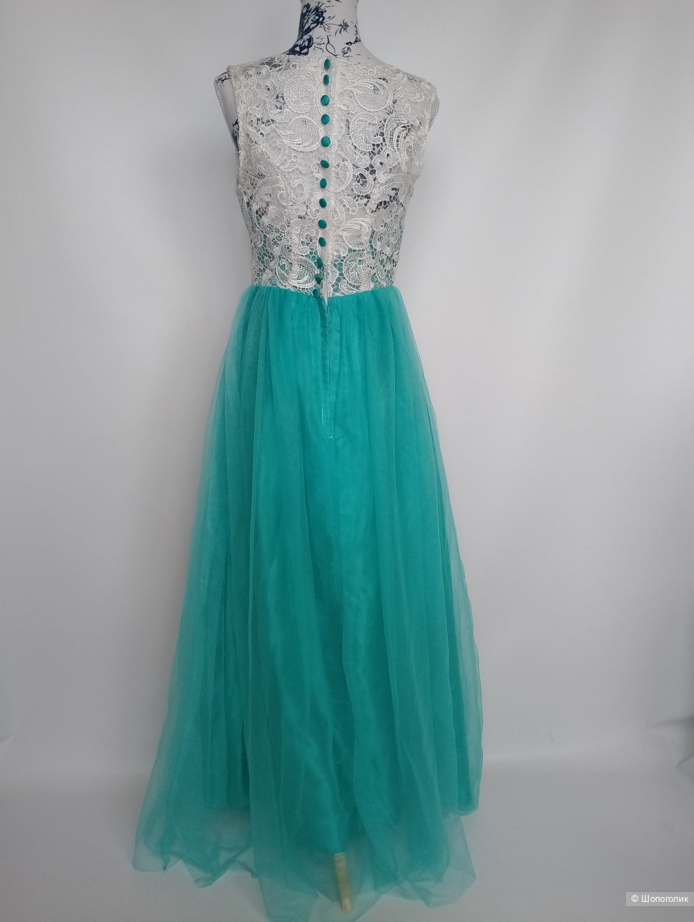 Платье праздничное с кружевом, 42