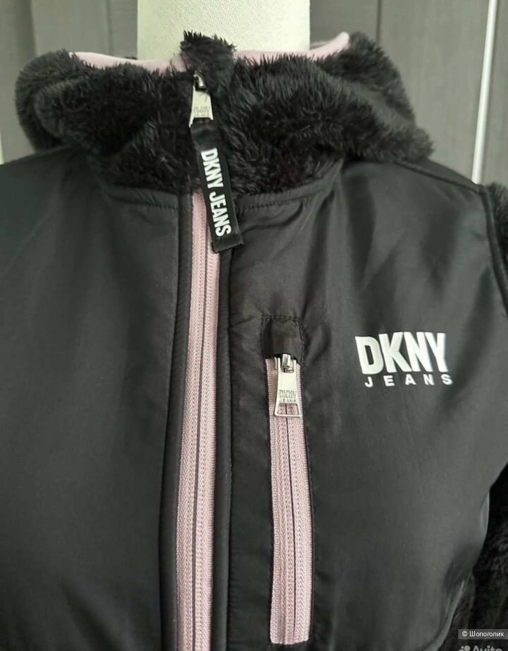 Толстовка- меховушка DKNY размер 42 росс