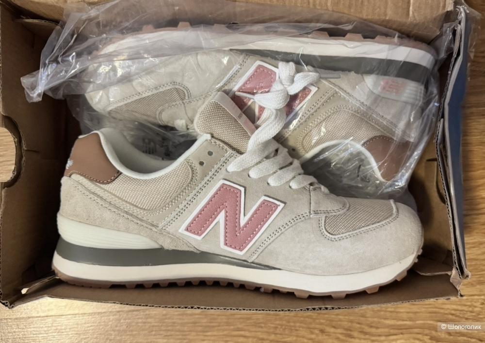 Кроссовки New Balance на 38,5