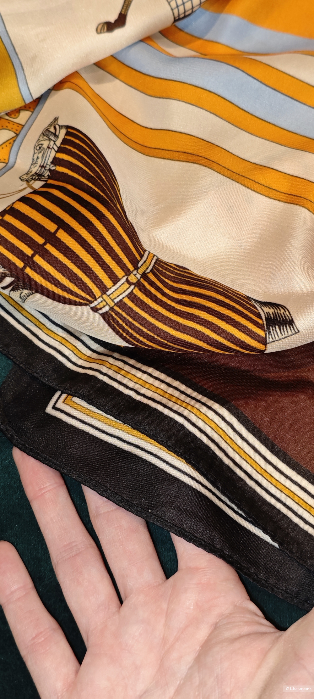 Платок "Лошади" 65-70см