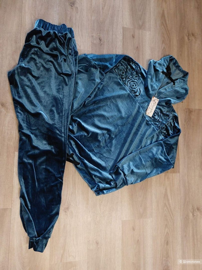 Костюм. No name. Размер 54