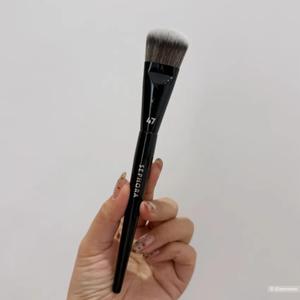 Кисть для макияжа Sephora 47
