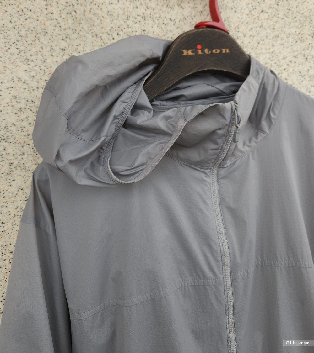 Ветровка Uniqlo, M