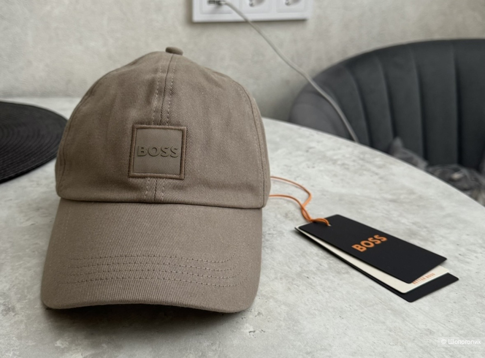 Boss бейсболка