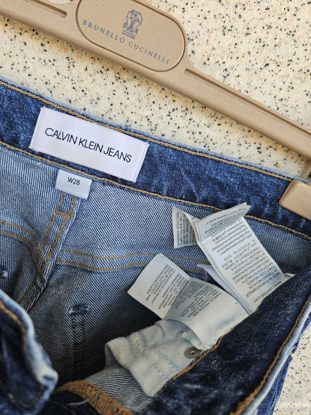 Джинсы Calvin Klein, 28