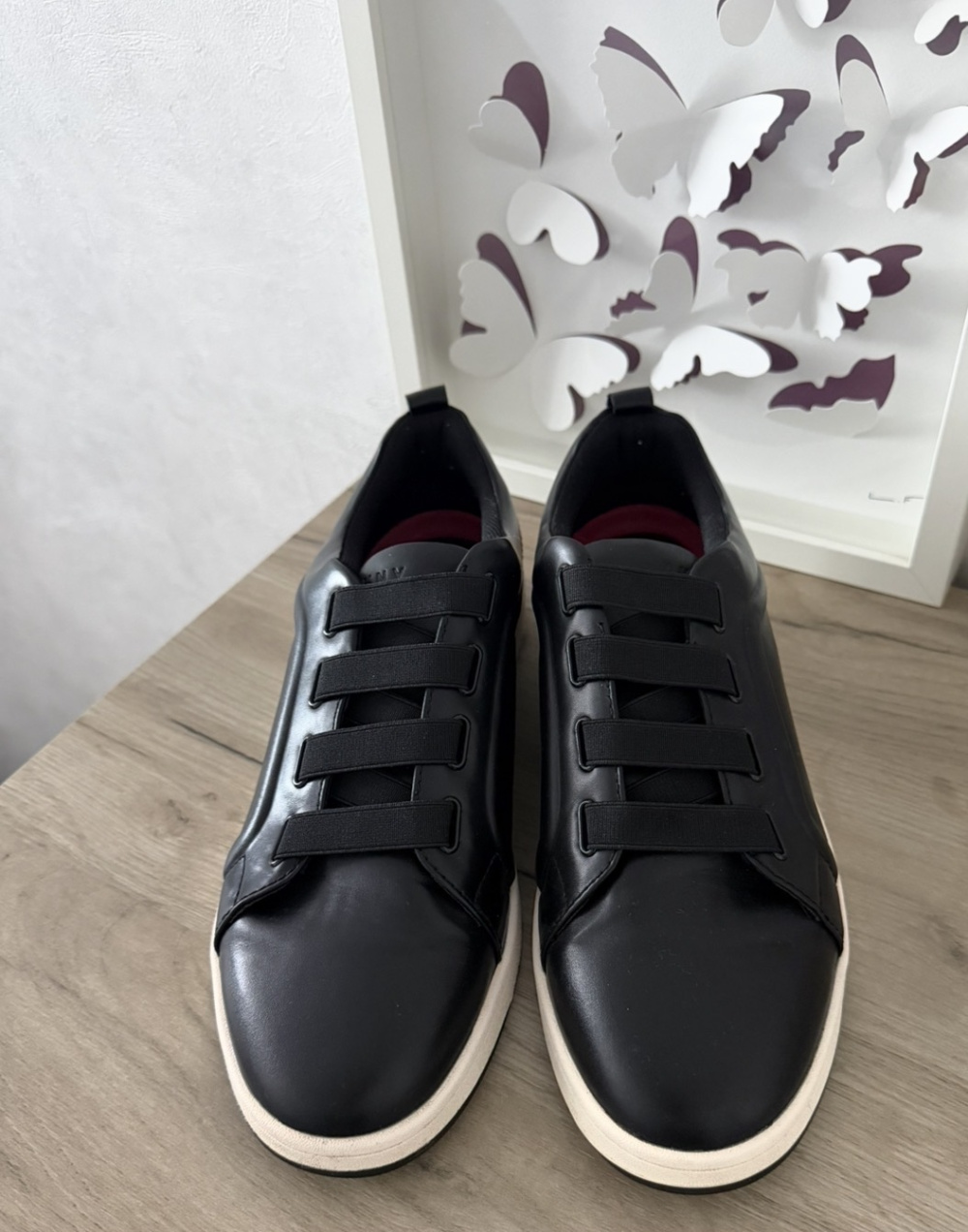 Кеды DKNY, p. US 10,5(43-44)