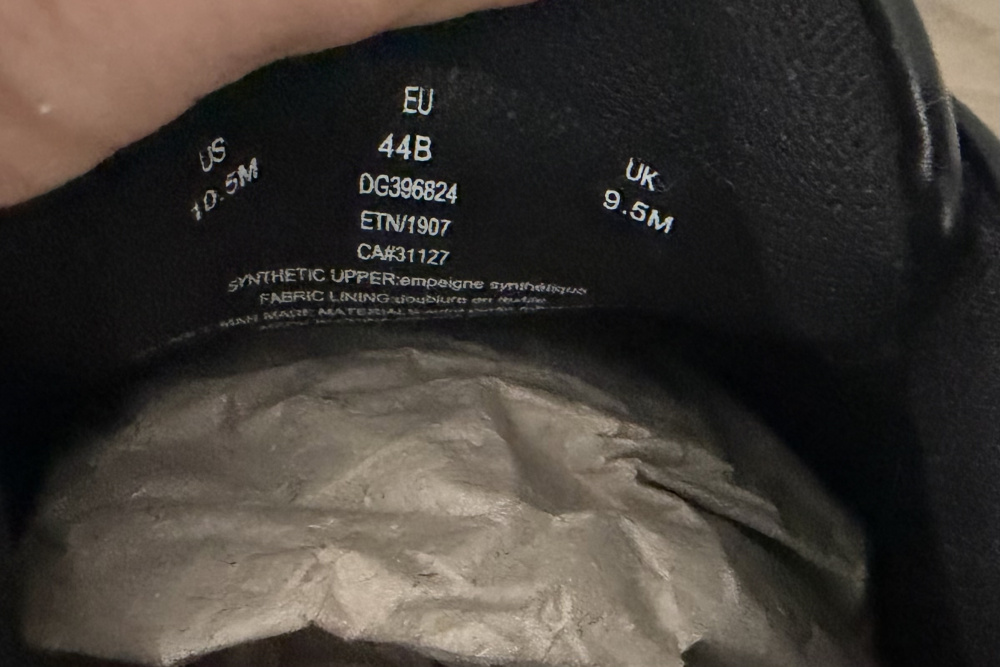 Кеды DKNY, p. US 10,5(43-44)