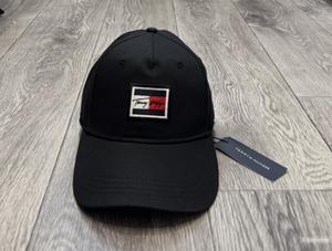 Tommy Hilfiger бейсболка