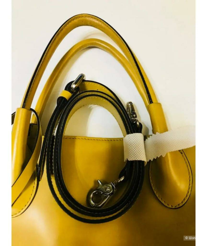 Сумка лаковая с длинным ремнем Coccinelle -44 х 33