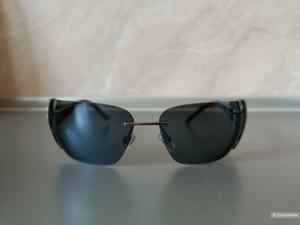 Солнцезащитные очки Bvlgari.