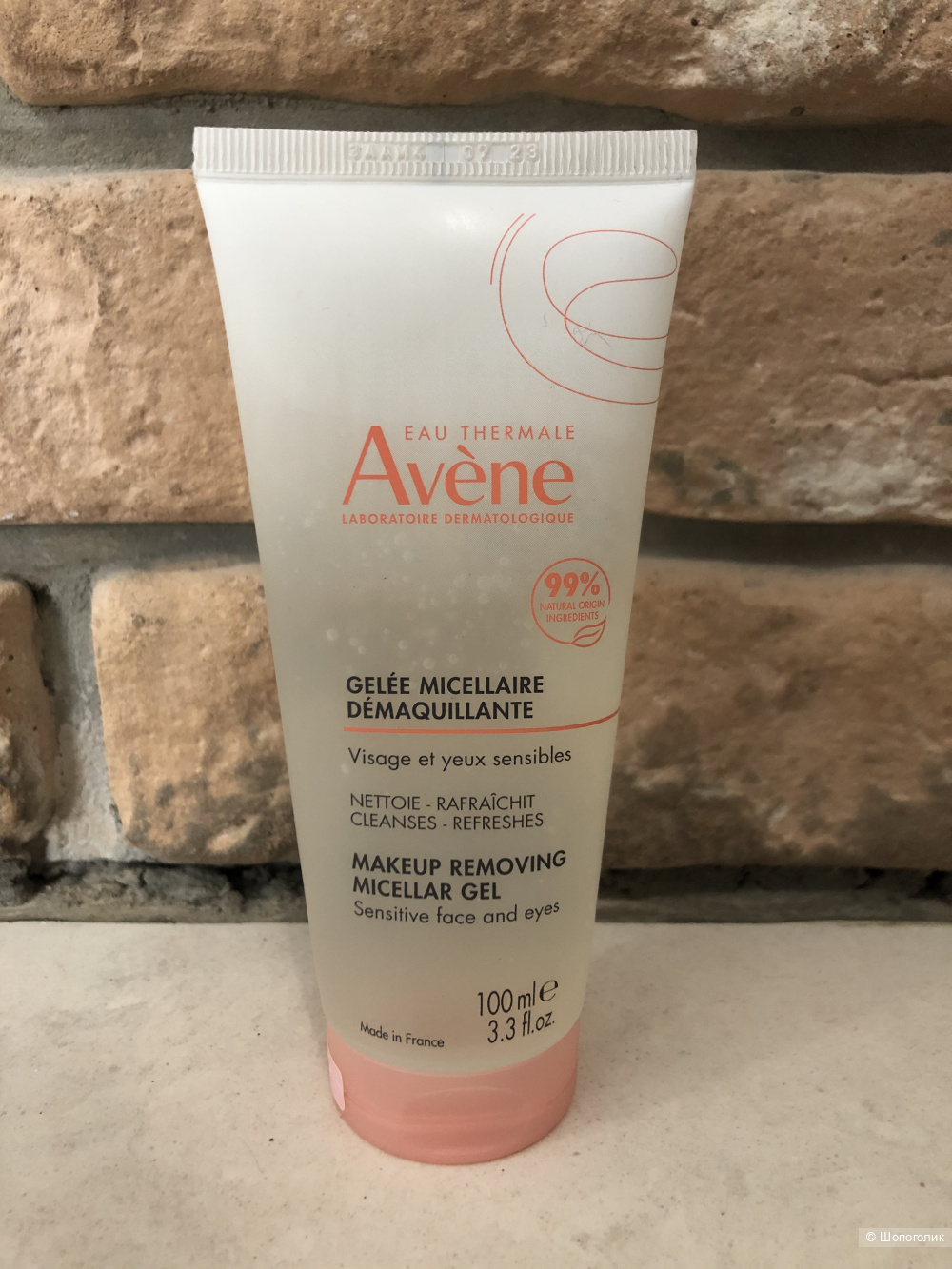 Очищающий мицеллярный гель Avene Makeup Removing Micellar Gel