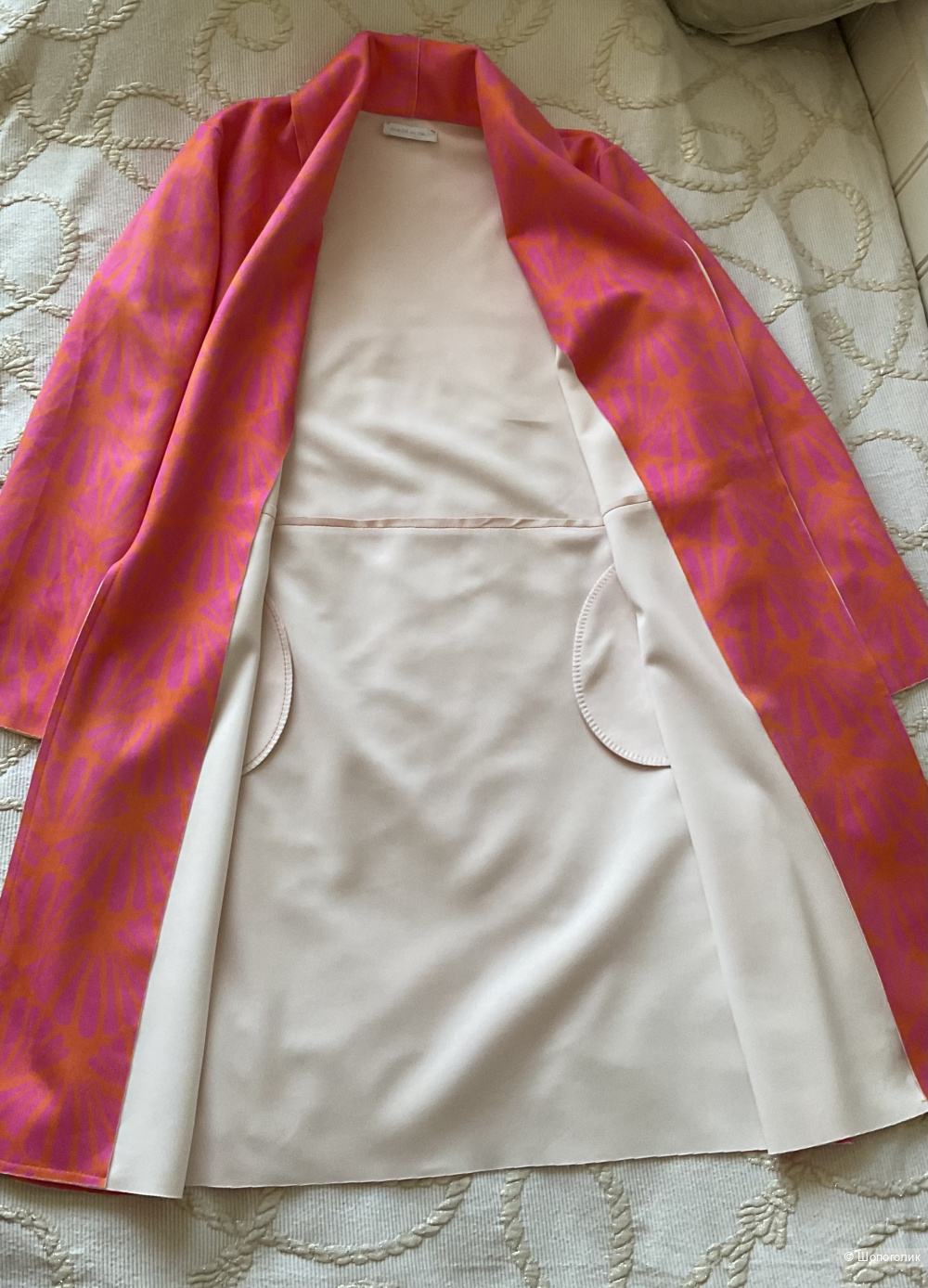 Легкое пальто Made in Italy,46