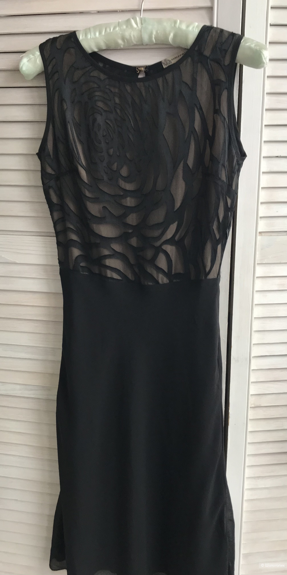 Шелковое платье бренда Serginnetti размер 40.