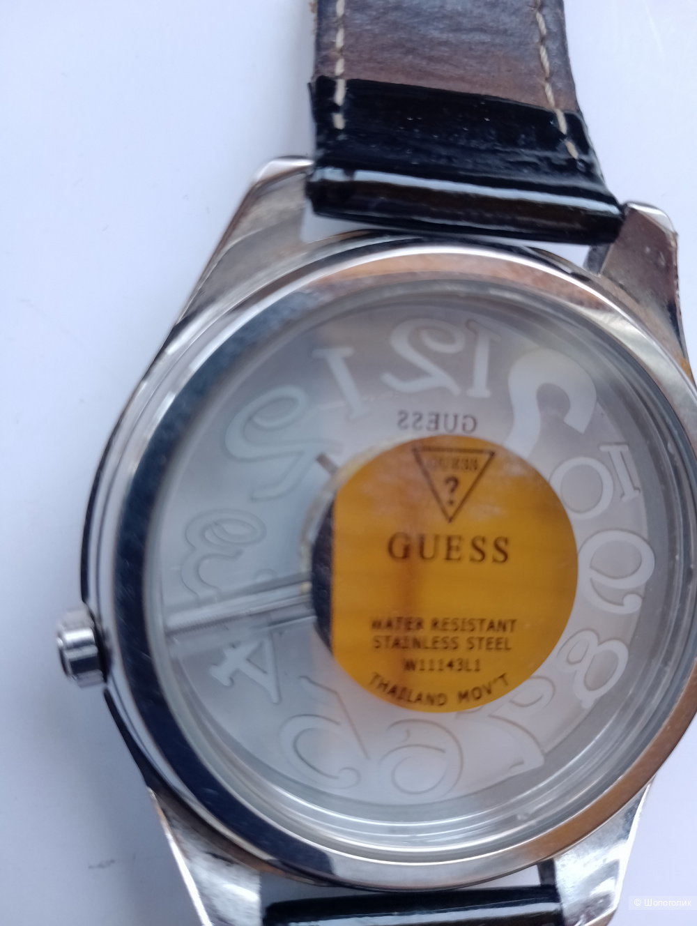 Наручные часы guess со стразами