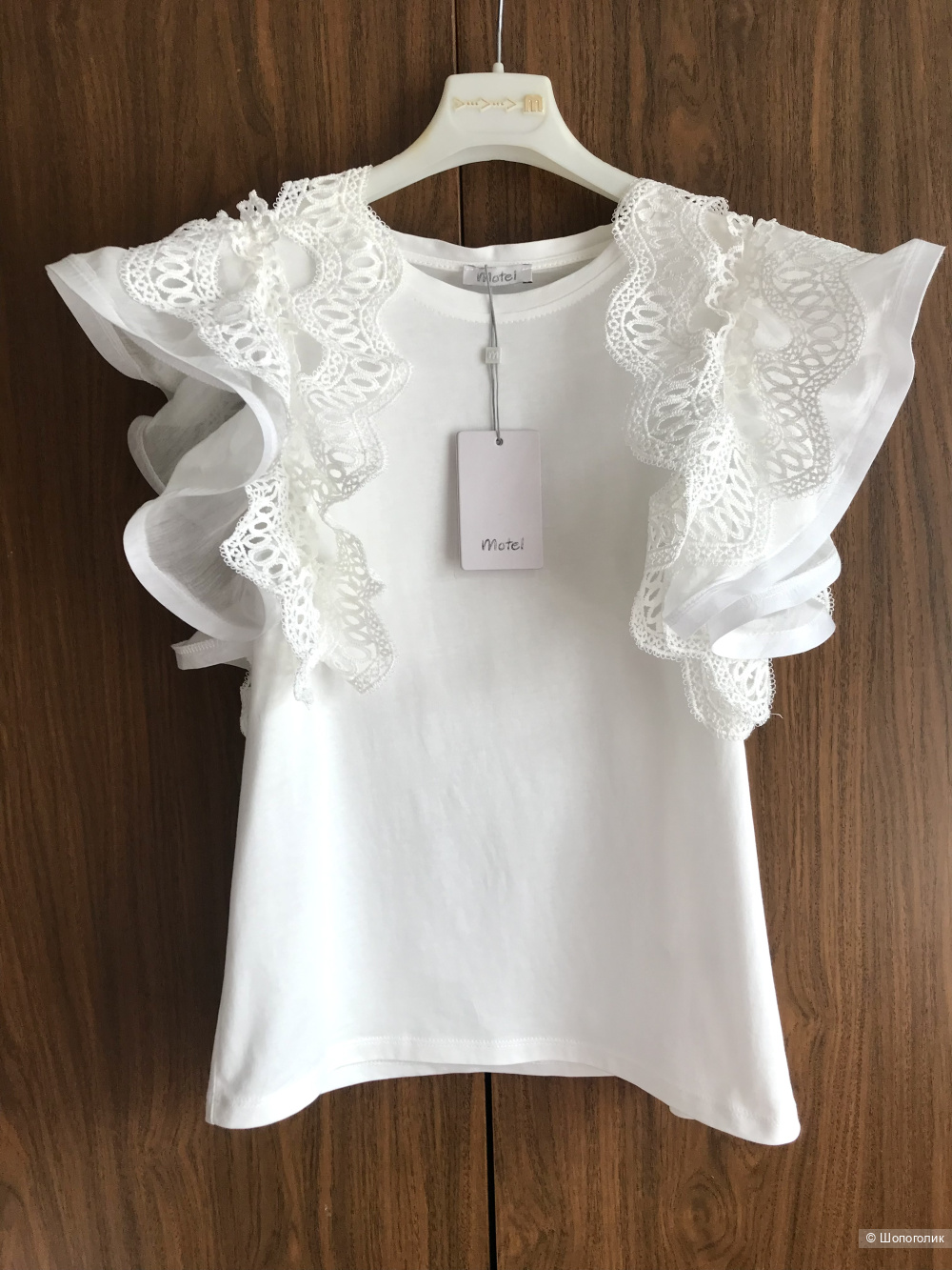 Футболка Motel. IT S (42/44 RU)