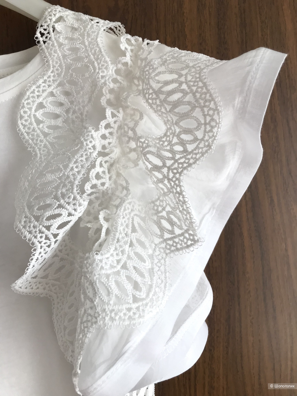 Футболка Motel. IT S (42/44 RU)