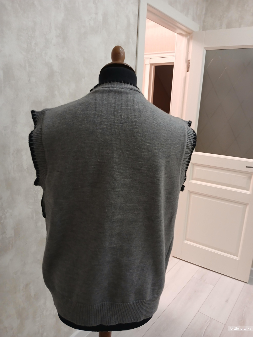 Жилет no name р.48-50