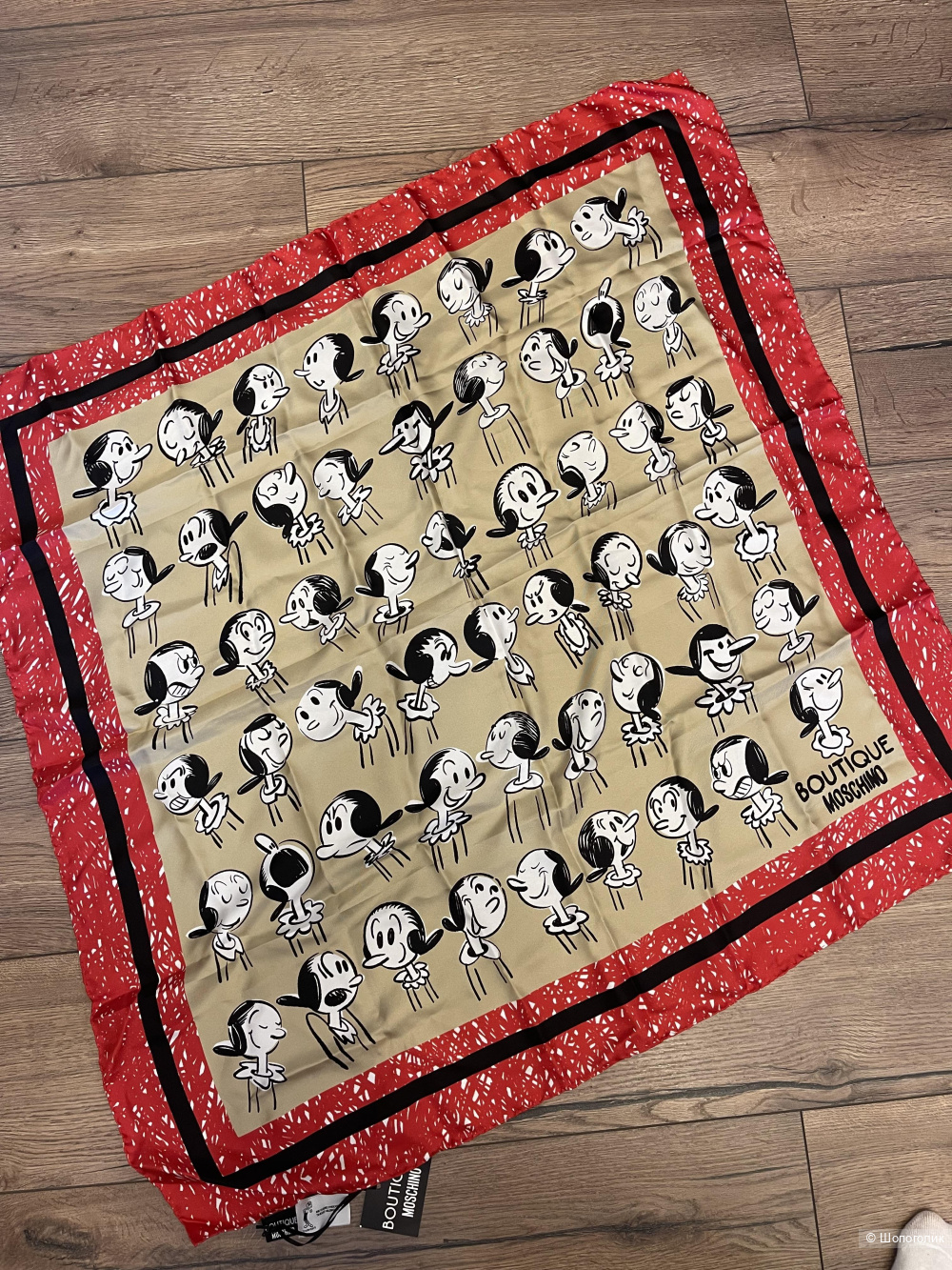 Шелковый платок Boutique Moschino