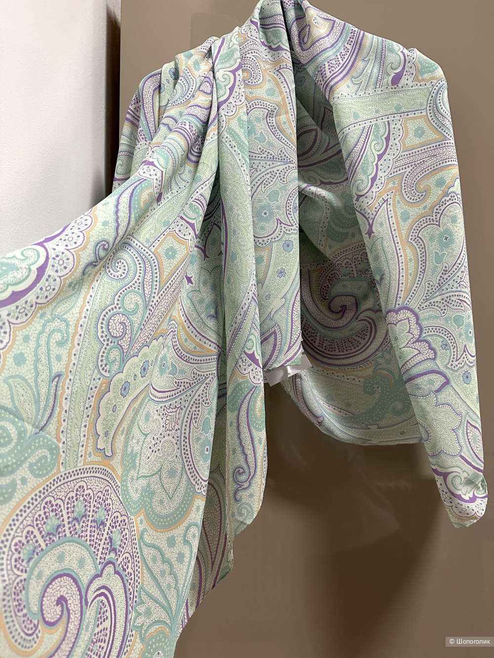 Шелковый платок-шаль Max Mara 132x132 см