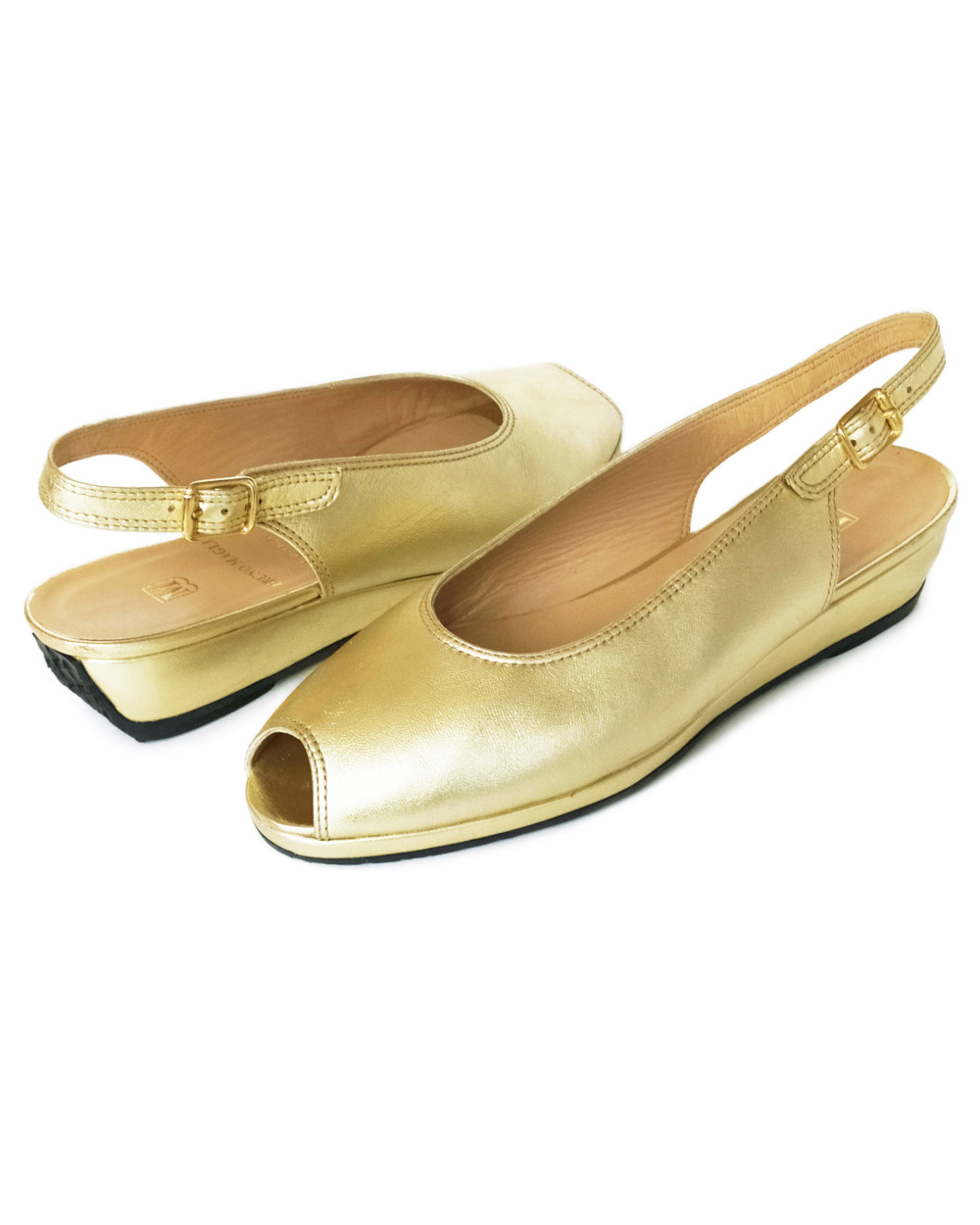 Босоножки Bruno Magli.   7 US. (36,5 — 37)