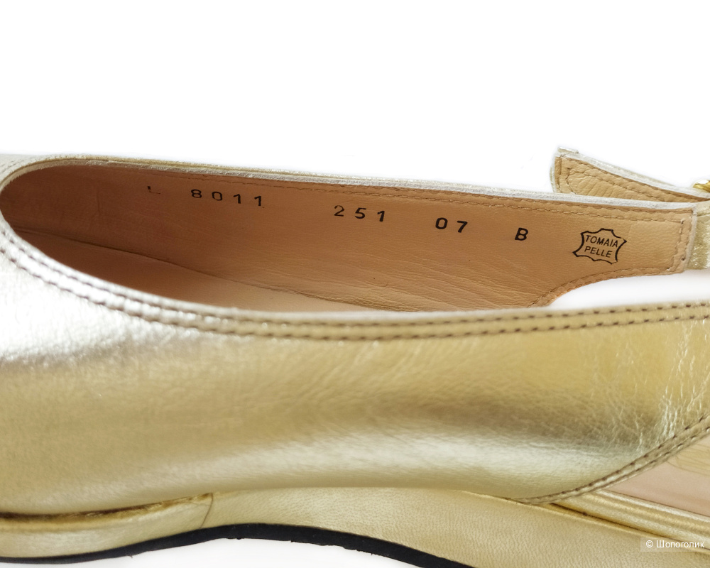 Босоножки Bruno Magli.   7 US. (36,5 — 37)