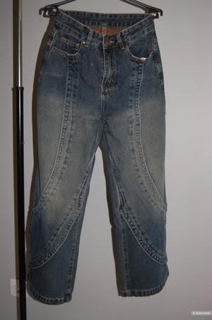 Широкие джинсы Unifree S