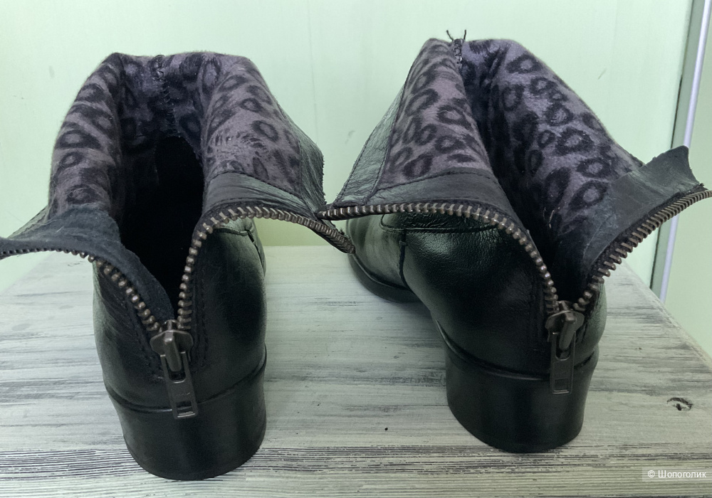 Ботинки Born,39