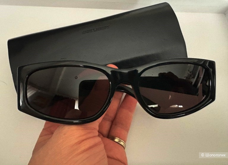 Очки солнцезащитные Yves Saint laurent