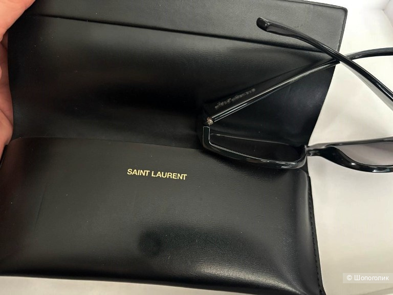 Очки солнцезащитные Yves Saint laurent