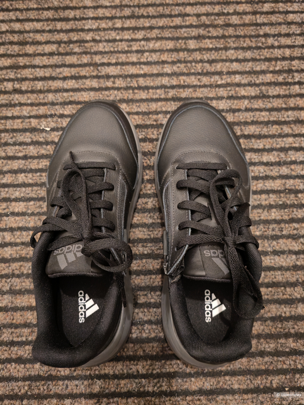 Кроссовки Adidas UK7