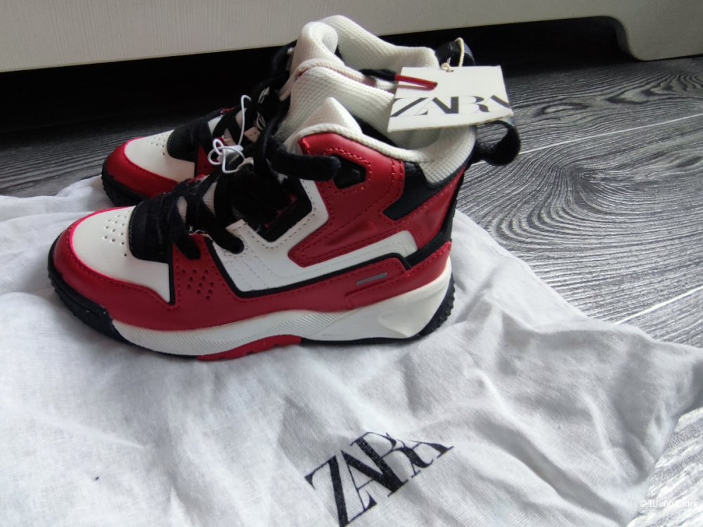 Кроссовки Zara 31