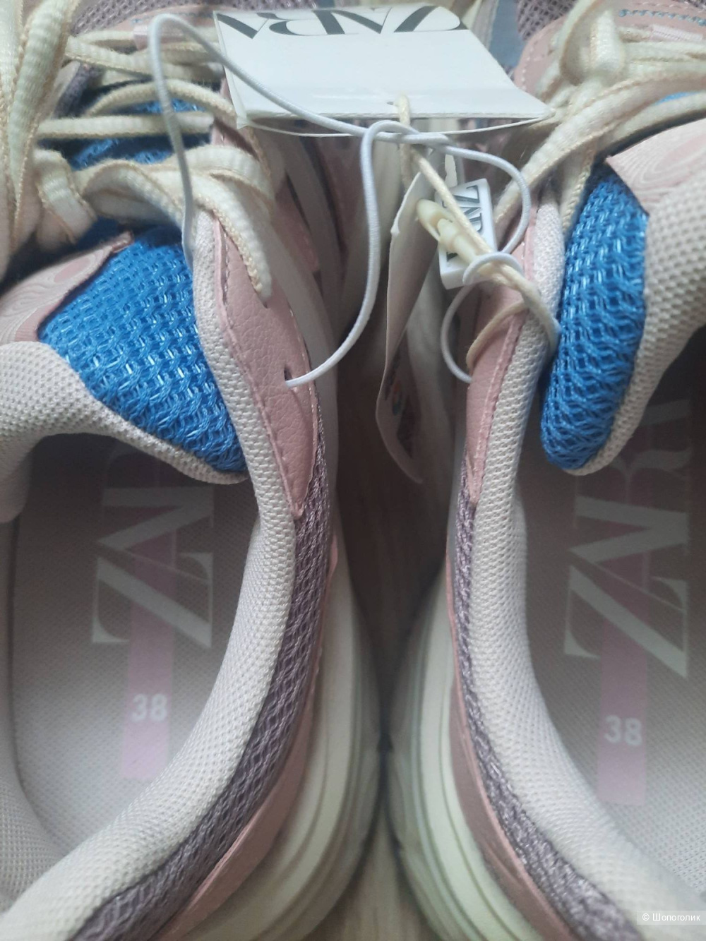 Кроссовки женские Zara 38